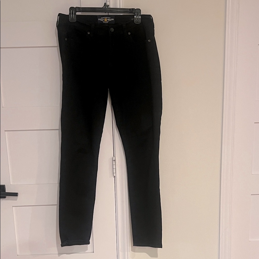 Lucky Brand Black Sofia Skinny Jeans Size 10/30 Regular EUC